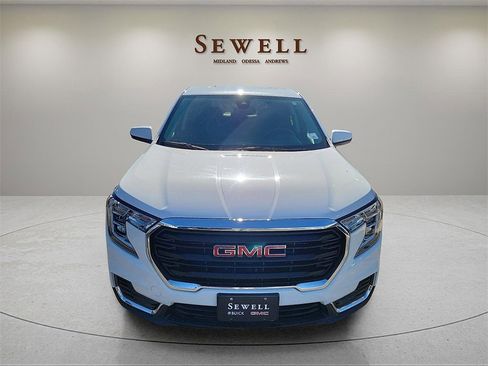 Certified 2024 GMC Terrain SLE image 8