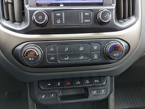 Used 2019 Chevrolet Colorado Z71 image 31