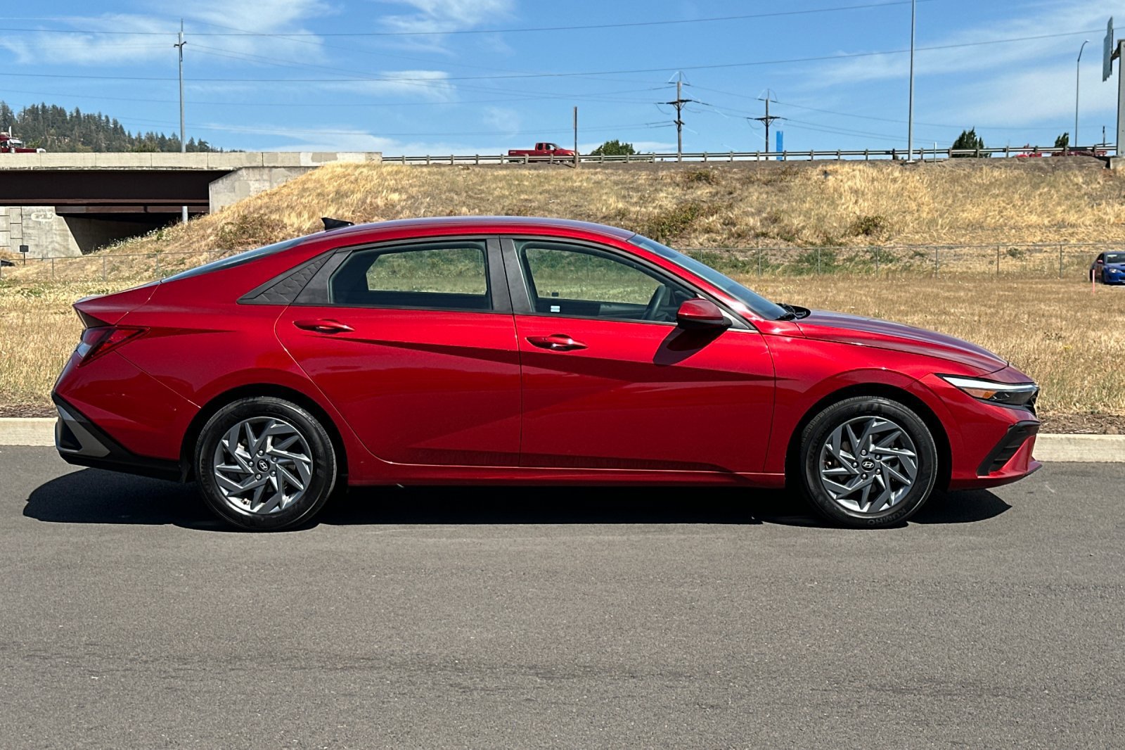 Used 2024 Hyundai Elantra SEL FWD image 6