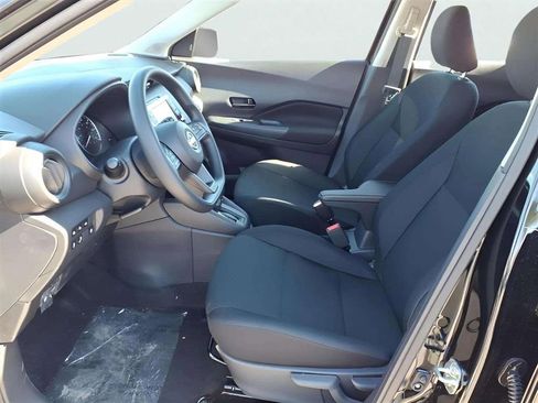 New 2025 Nissan Kicks Play S image 12