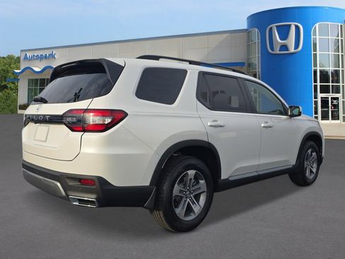 New 2026 Honda Pilot EX-L image 5