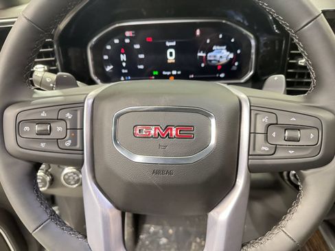 New 2026 GMC Sierra 1500 Elevation w/ Preferred Package AWD/4WD image 17
