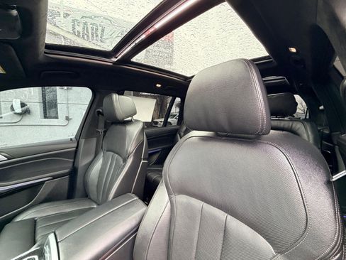 Used 2019 BMW X7 xDrive50i w/ Dynamic Handling Package image 22