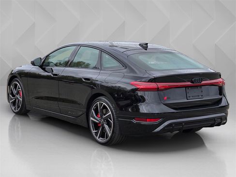 New 2025 Audi S6 e-tron Premium Plus image 6