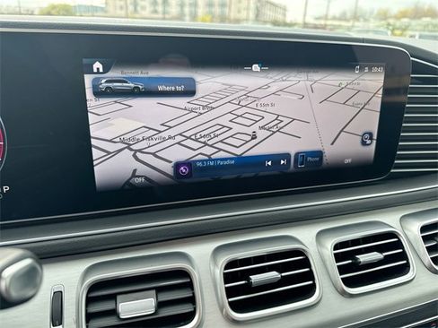 Used 2025 Mercedes-Benz GLS 450 4MATIC image 24