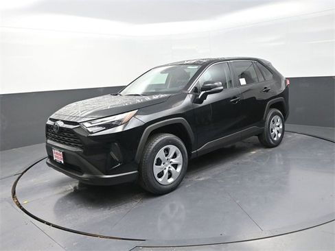 New 2025 Toyota RAV4 LE image 3