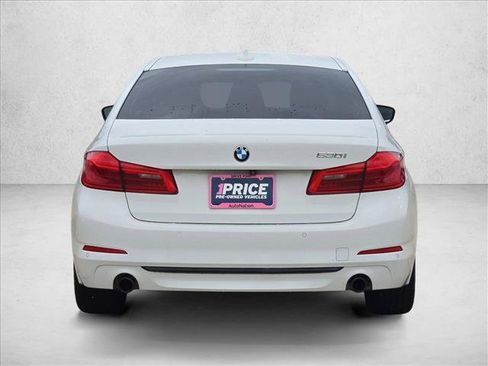 Used 2020 BMW 530i w/ Convenience Package RWD image 6