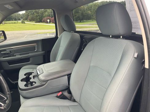 Used 2017 RAM 2500 Tradesman w/ Power & Remote Entry Group RWD image 20