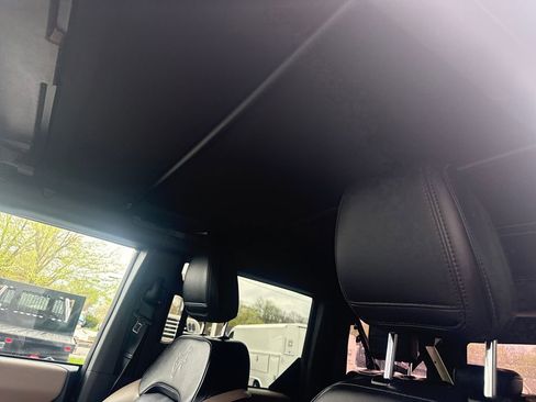 Used 2024 Ford Bronco Wildtrak image 20