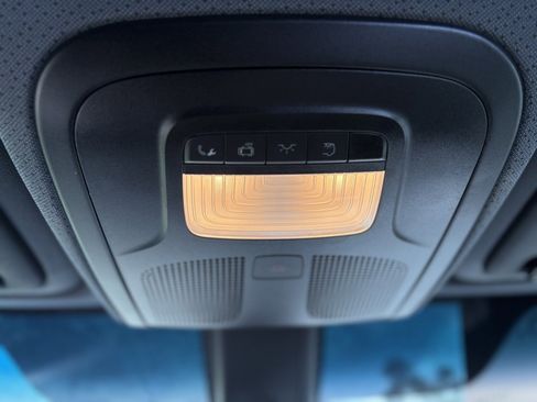 Used 2024 Mercedes-Benz Sprinter 2500 image 32