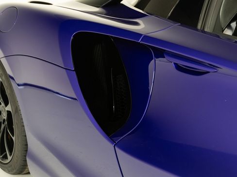 Used 2025 McLaren Artura Spider image 13