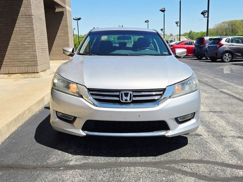 Used 2013 Honda Accord Sport image 2