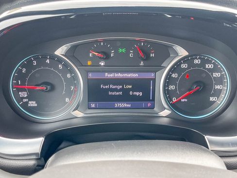 Used 2022 Chevrolet Traverse LT w/ LPO, Floor Liner Package image 52