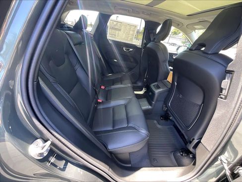 New 2026 Volvo XC60 T8 Ultra w/ Climate Package AWD/4WD image 27