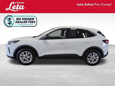 Used 2023 Ford Escape Active w/ Tech Pack #1 AWD/4WD image 3