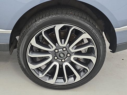 Certified 2021 Land Rover Range Rover P525 Westminster Edition image 34