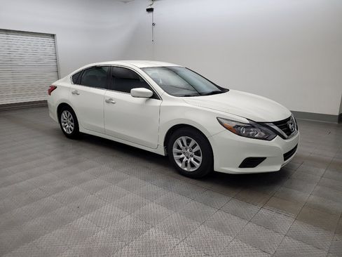 Used 2017 Nissan Altima 2.5 S w/ Power Driver Seat Package FWD image 11