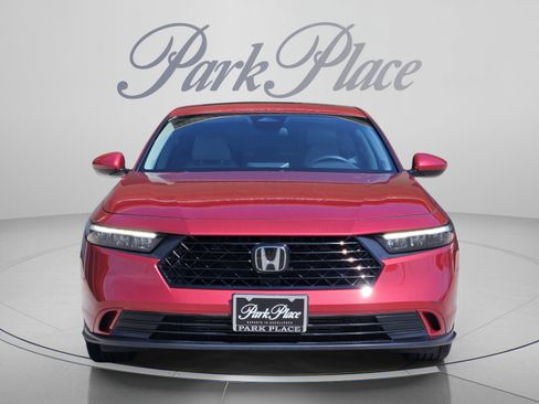 Used 2024 Honda Accord EX image 9