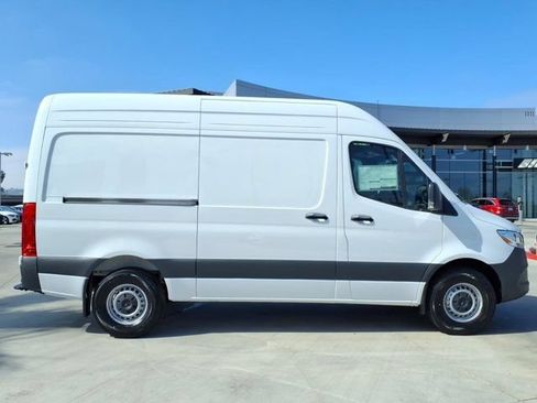 New 2026 Mercedes-Benz Sprinter 2500 image 22