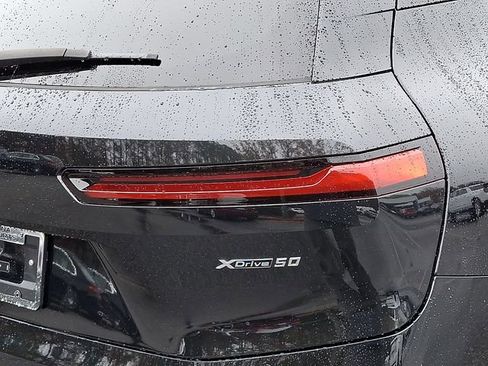 Used 2024 BMW iX xDrive50 image 12