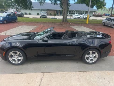 Used 2019 Chevrolet Camaro LT image 6