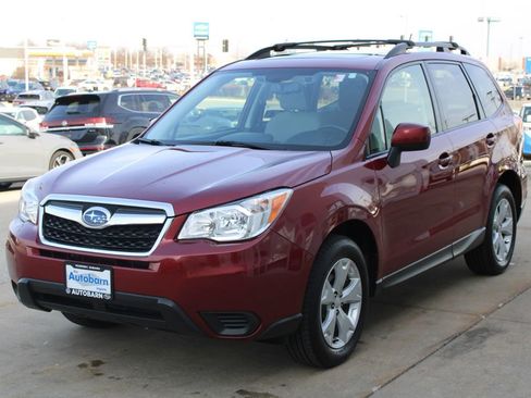 Used 2015 Subaru Forester 2.5i Premium image 3