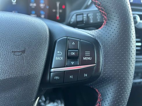 Used 2025 Ford Escape ST-Line Select AWD/4WD image 21