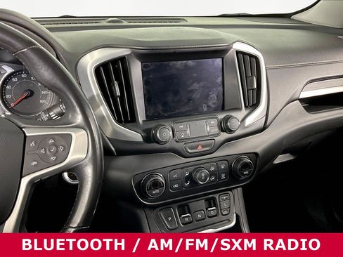 Used 2021 GMC Terrain SLT w/ LPO, Floor Liner Package FWD image 9