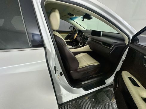 Used 2019 Lexus RX 350 FWD 4dr image 32