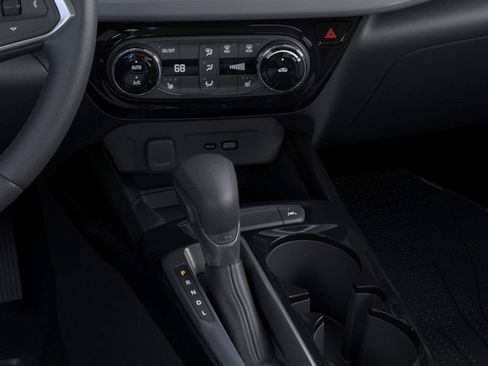 New 2025 Chevrolet Trax LT w/ Sunroof Package FWD image 23