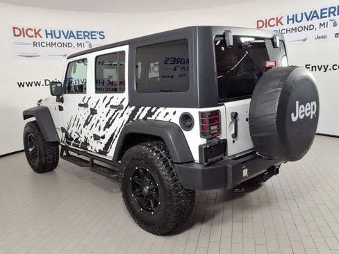 Used 2017 Jeep Wrangler Unlimited Sport AWD/4WD image 6