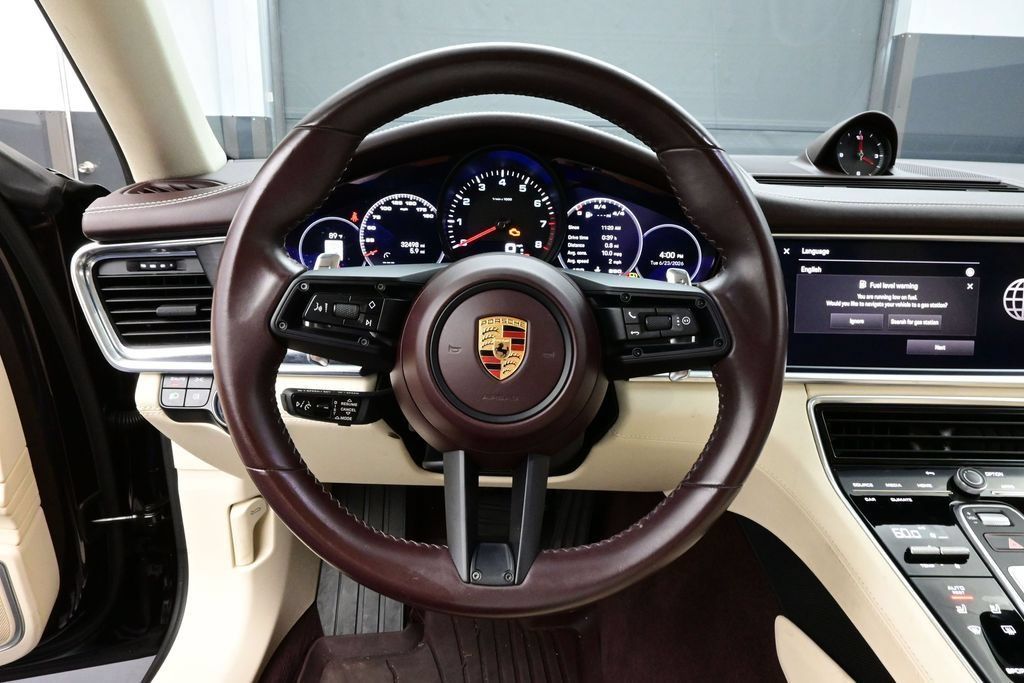 Certified 2023 Porsche Panamera 4 Platinum Edition AWD/4WD image 8