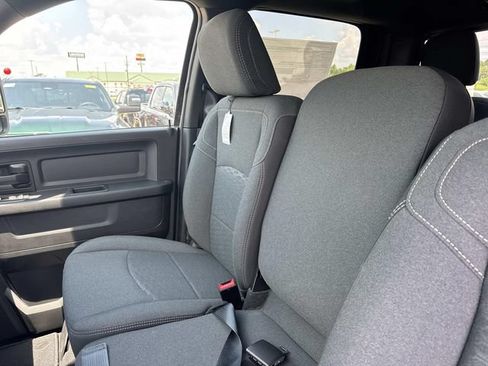 New 2026 RAM 2500 Tradesman AWD/4WD image 17