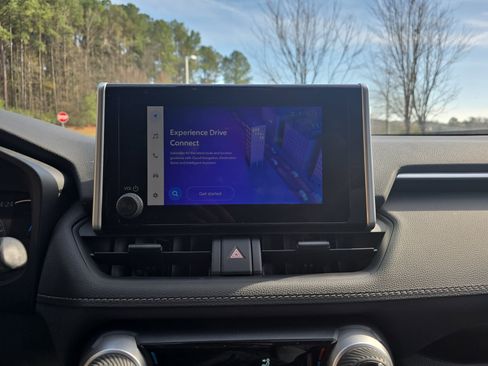 Used 2023 Toyota RAV4 LE image 21