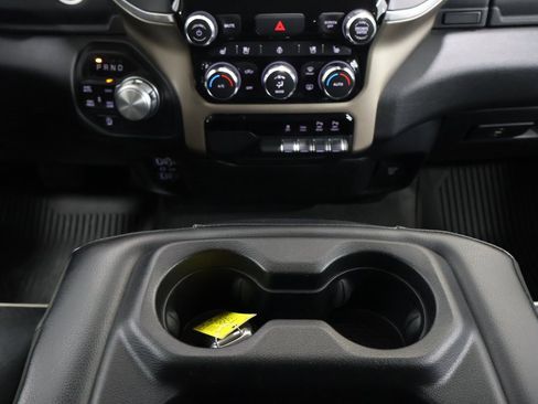 Used 2020 RAM 1500 Laramie image 20