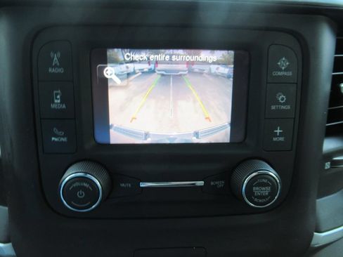 Used 2022 RAM 1500 Big Horn AWD/4WD image 27