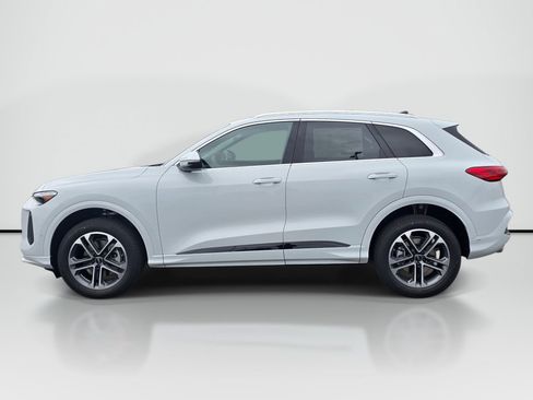 New 2026 Audi Q5 Premium Plus AWD/4WD image 2