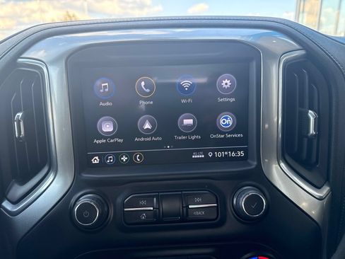 Used 2021 Chevrolet Silverado 1500 LT AWD/4WD image 23