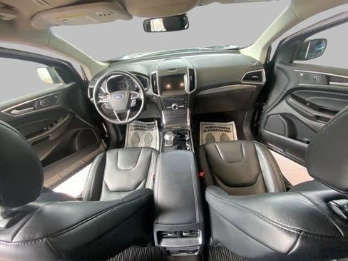 Used 2019 Ford Edge Titanium w/ Cold Weather Package image 19