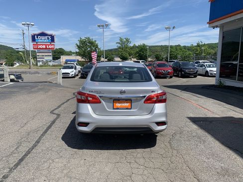 Used 2017 Nissan Sentra SV FWD image 5