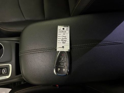 Used 2019 Chevrolet Equinox Premier FWD image 23