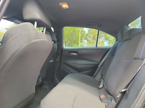 Used 2022 Toyota Corolla SE image 11