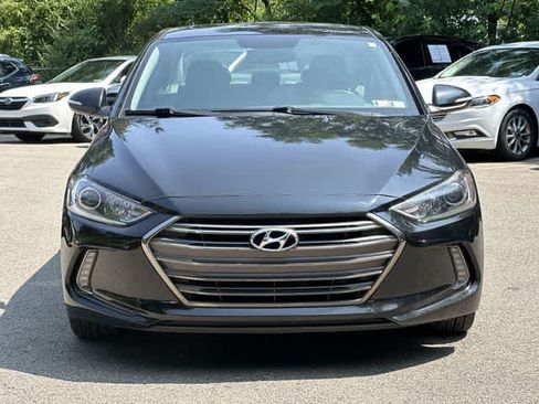 Used 2017 Hyundai Elantra Limited w/ Limited Tech Package 04 FWD image 20