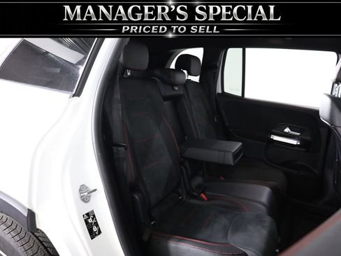 Used 2022 Mercedes-Benz GLB 250 4MATIC image 52