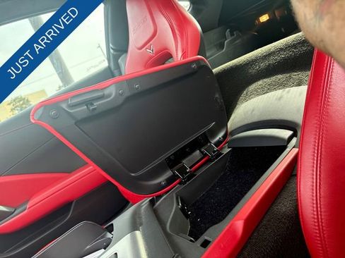 Used 2016 Chevrolet Corvette Z06 w/ 3LZ Preferred Equipment Group image 21