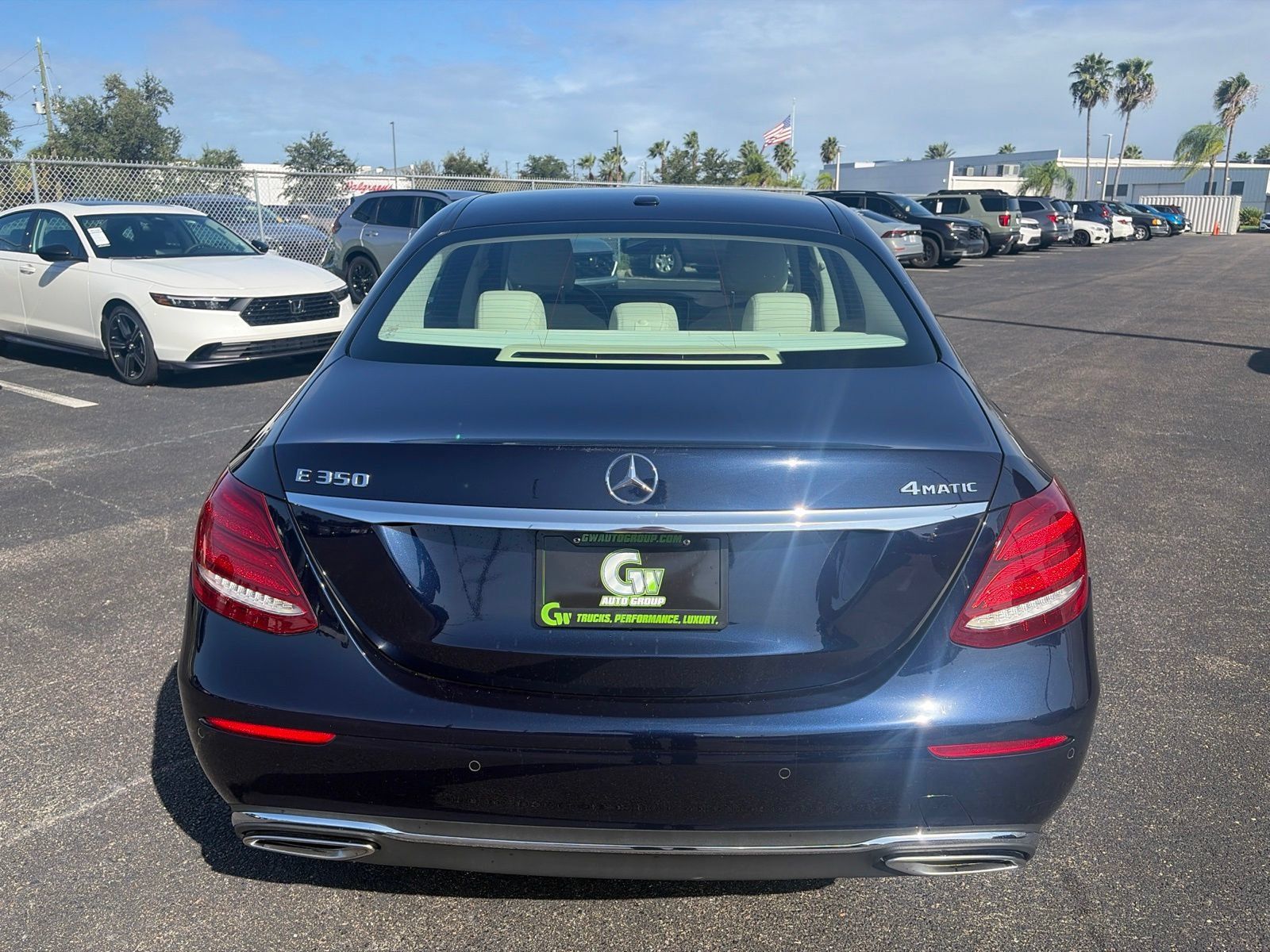 Used 2020 Mercedes-Benz E 350 4MATIC Sedan image 6
