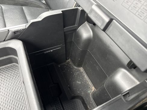 Used 2022 RAM 1500 Laramie image 25