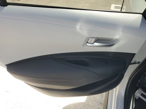 Used 2024 Toyota Corolla SE image 14