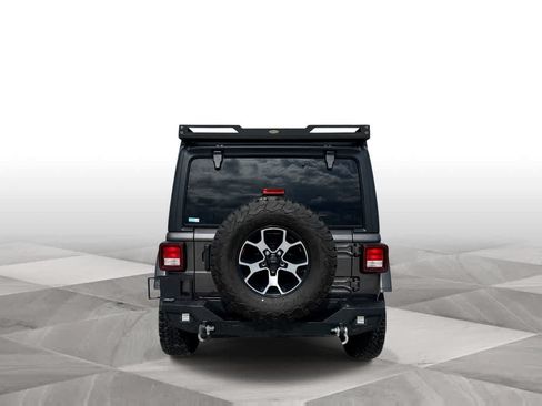 Used 2023 Jeep Wrangler Unlimited Rubicon AWD/4WD image 7