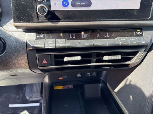 Used 2025 Toyota Camry LE FWD image 16